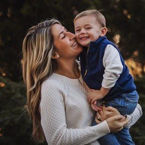 Meet your Posher, Leslie